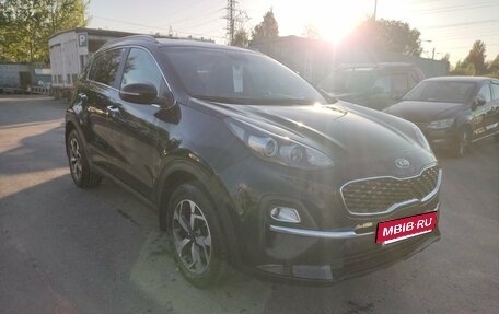 KIA Sportage IV рестайлинг, 2021 год, 1 999 000 рублей, 3 фотография