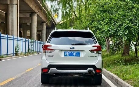 Subaru Forester, 2023 год, 2 990 000 рублей, 5 фотография