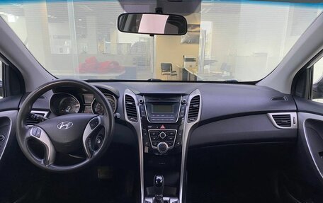 Hyundai i30 II рестайлинг, 2014 год, 999 000 рублей, 17 фотография