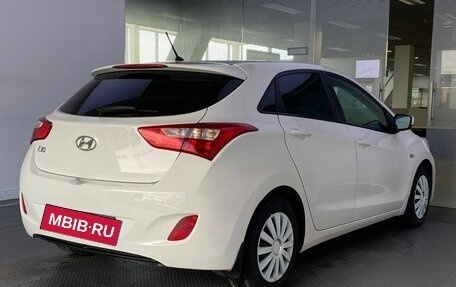 Hyundai i30 II рестайлинг, 2014 год, 999 000 рублей, 6 фотография