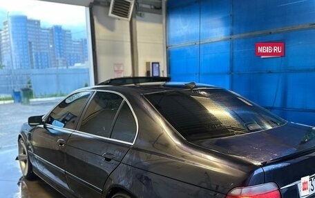 BMW 5 серия, 1998 год, 850 000 рублей, 9 фотография