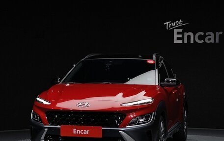 Hyundai Kona I, 2022 год, 1 940 000 рублей, 3 фотография