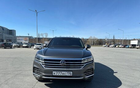 Volkswagen Touareg III, 2022 год, 7 500 000 рублей, 1 фотография