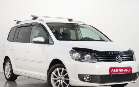 Volkswagen Touran III, 2011 год, 1 199 000 рублей, 1 фотография