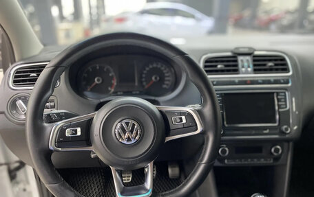 Volkswagen Polo VI (EU Market), 2018 год, 915 000 рублей, 8 фотография