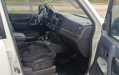 Mitsubishi Pajero IV, 2012 год, 1 990 000 рублей, 14 фотография