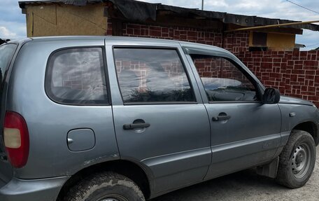 Chevrolet Niva I рестайлинг, 2005 год, 200 000 рублей, 3 фотография