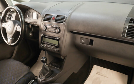 Volkswagen Touran III, 2011 год, 1 199 000 рублей, 11 фотография