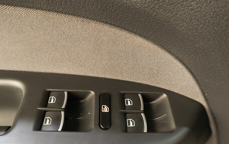 Volkswagen Touran III, 2011 год, 1 199 000 рублей, 8 фотография