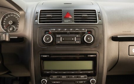Volkswagen Touran III, 2011 год, 1 199 000 рублей, 16 фотография