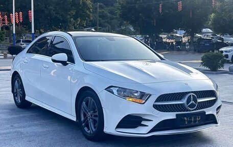 Mercedes-Benz A-Класс, 2022 год, 1 560 000 рублей, 3 фотография