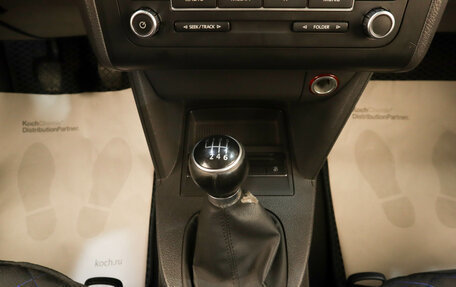 Volkswagen Touran III, 2011 год, 1 199 000 рублей, 17 фотография
