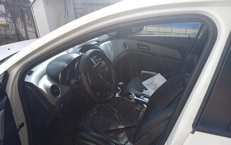Chevrolet Cruze II, 2014 год, 680 000 рублей, 7 фотография