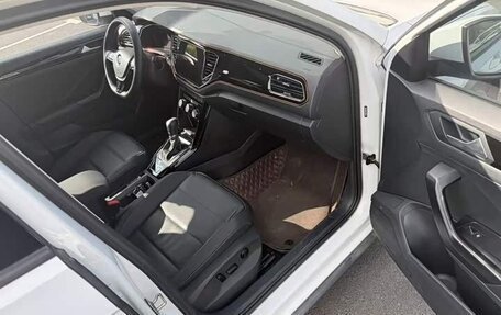 Volkswagen T-Roc I, 2022 год, 1 675 000 рублей, 9 фотография