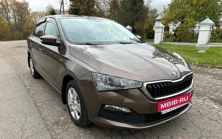 Skoda Rapid II, 2021 год, 1 650 000 рублей, 3 фотография