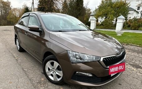 Skoda Rapid II, 2021 год, 1 650 000 рублей, 10 фотография