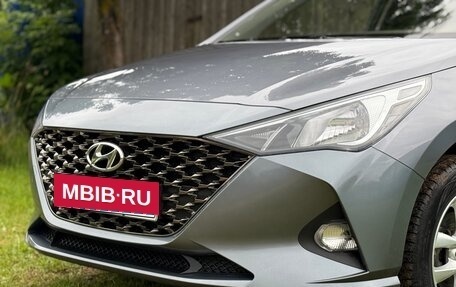 Hyundai Solaris II рестайлинг, 2021 год, 1 599 999 рублей, 5 фотография