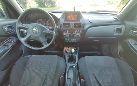 Nissan Almera, 2004 год, 240 000 рублей, 10 фотография