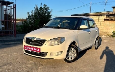 Skoda Fabia II, 2010 год, 410 000 рублей, 1 фотография