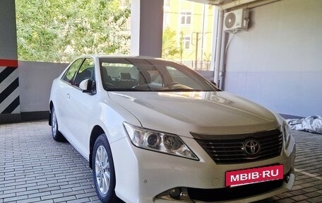 Toyota Camry, 2014 год, 1 750 000 рублей, 2 фотография