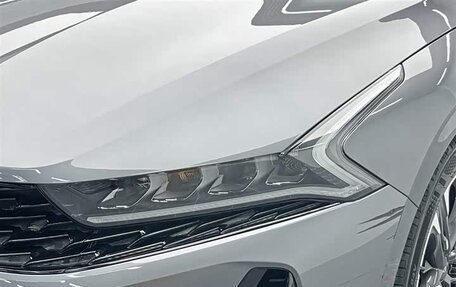 KIA K5, 2022 год, 2 300 000 рублей, 2 фотография