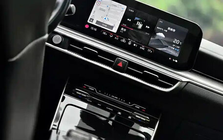 KIA K5, 2022 год, 2 290 000 рублей, 14 фотография