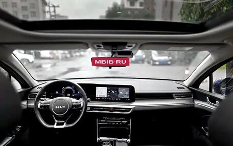 KIA K5, 2022 год, 2 290 000 рублей, 13 фотография