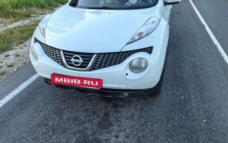 Nissan Juke II, 2011 год, 850 000 рублей, 2 фотография