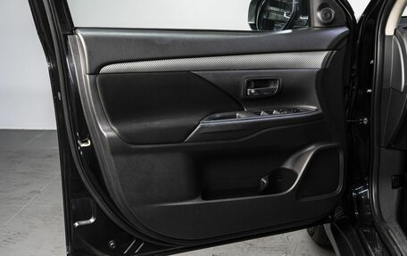 Mitsubishi Outlander III рестайлинг 3, 2012 год, 1 250 000 рублей, 10 фотография
