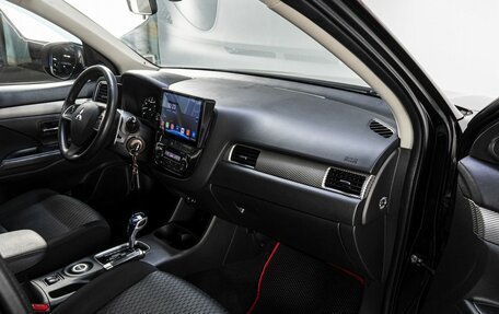 Mitsubishi Outlander III рестайлинг 3, 2012 год, 1 250 000 рублей, 14 фотография