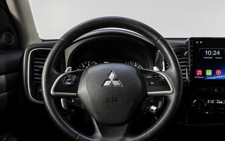 Mitsubishi Outlander III рестайлинг 3, 2012 год, 1 250 000 рублей, 18 фотография