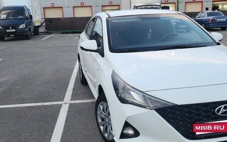Hyundai Solaris II рестайлинг, 2020 год, 1 200 000 рублей, 2 фотография