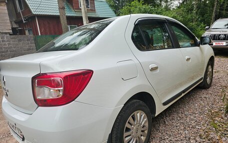 Renault Logan II, 2015 год, 850 000 рублей, 7 фотография