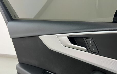 Audi A4, 2016 год, 1 850 000 рублей, 16 фотография