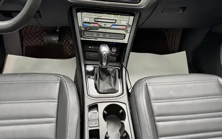 Volkswagen Touran III, 2022 год, 2 020 000 рублей, 11 фотография