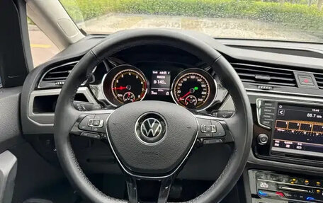 Volkswagen Touran III, 2022 год, 2 020 000 рублей, 20 фотография