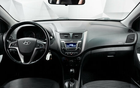 Hyundai Solaris II рестайлинг, 2014 год, 880 000 рублей, 11 фотография