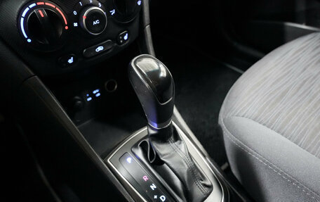 Hyundai Solaris II рестайлинг, 2014 год, 880 000 рублей, 17 фотография