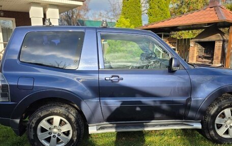 Mitsubishi Pajero IV, 2008 год, 1 950 000 рублей, 3 фотография
