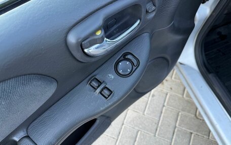 Chrysler Neon II, 2000 год, 225 000 рублей, 16 фотография