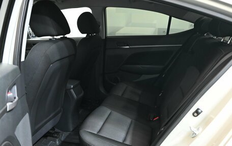 Hyundai Elantra VI рестайлинг, 2018 год, 1 600 000 рублей, 10 фотография