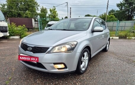 KIA cee'd I рестайлинг, 2011 год, 640 000 рублей, 2 фотография