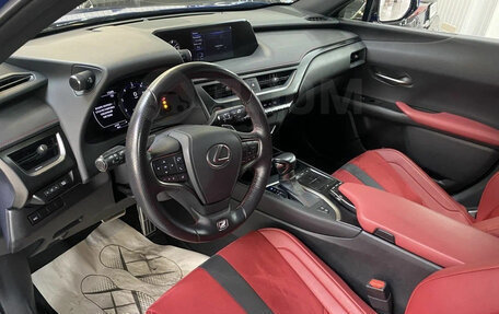 Lexus UX I, 2022 год, 3 550 000 рублей, 11 фотография