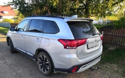Mitsubishi Outlander III рестайлинг 3, 2022 год, 2 250 000 рублей, 1 фотография