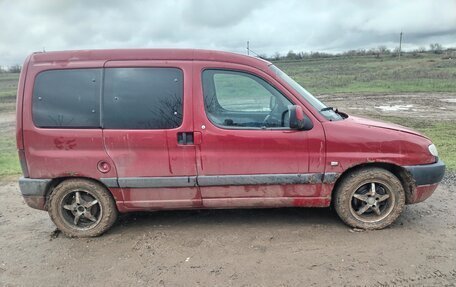 Peugeot Partner II рестайлинг 2, 2002 год, 450 000 рублей, 1 фотография