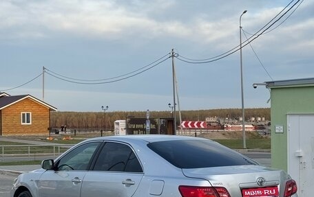 Toyota Camry, 2008 год, 700 000 рублей, 1 фотография