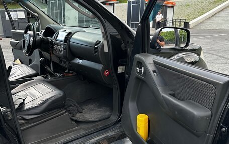 Nissan Navara (Frontier), 2006 год, 750 000 рублей, 6 фотография