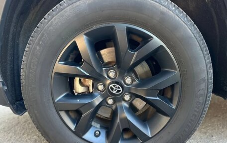 Toyota RAV4, 2021 год, 3 670 000 рублей, 13 фотография
