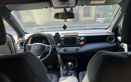 Toyota RAV4, 2019 год, 2 650 000 рублей, 8 фотография
