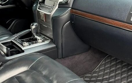 Toyota Land Cruiser 200, 2016 год, 5 270 000 рублей, 11 фотография